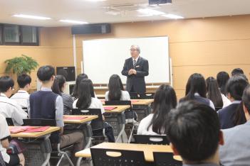 Award Ceremony for Scholarship and Appoi... ÷���̹���